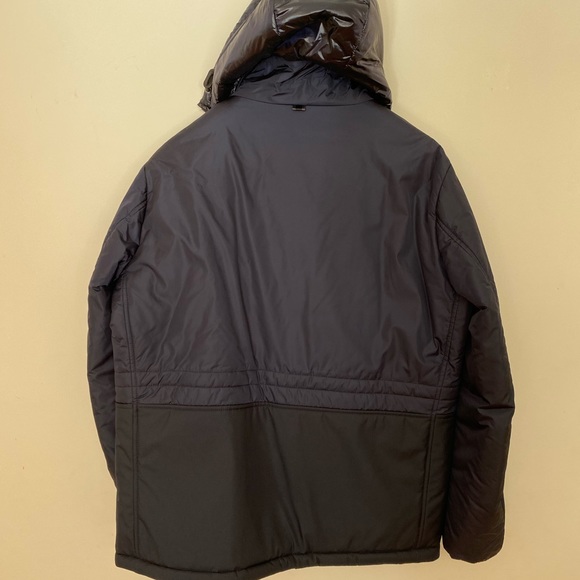 Boss Hugo Boss men’s winter coat size large navy. Worn 2 times. - Picture 4 of 6